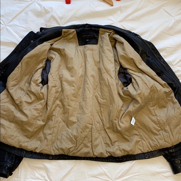 Banana Republic 100% Genuine Leather Jacket - Picture 12 of 16